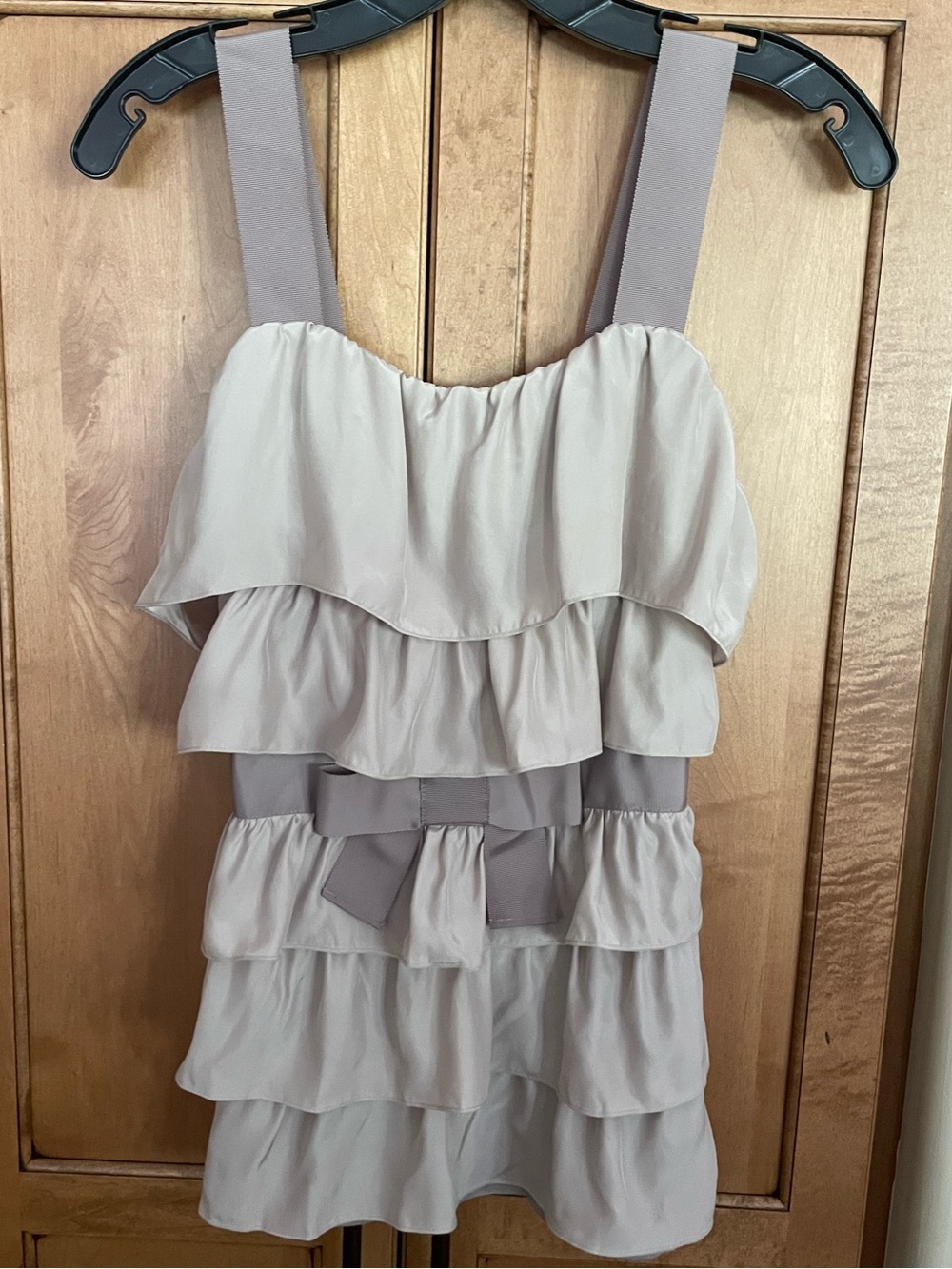 Anthropologie Bordeaux Beige Ruffle Top Womens Size Medium